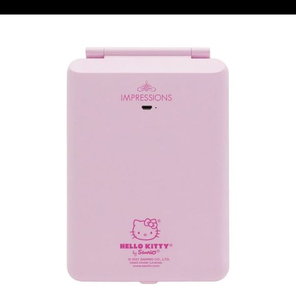 Impressions For Hello Kitty TouchPad Mini Tri-Tone LED Makeup Mirror - Picture 8 of 12